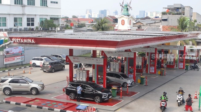 78698-bbm-kenaikan-harga-bbm-spbu-pertamina-ilustrasi-bbm-ilustrasi-spbu-ilustrasi-pertalite